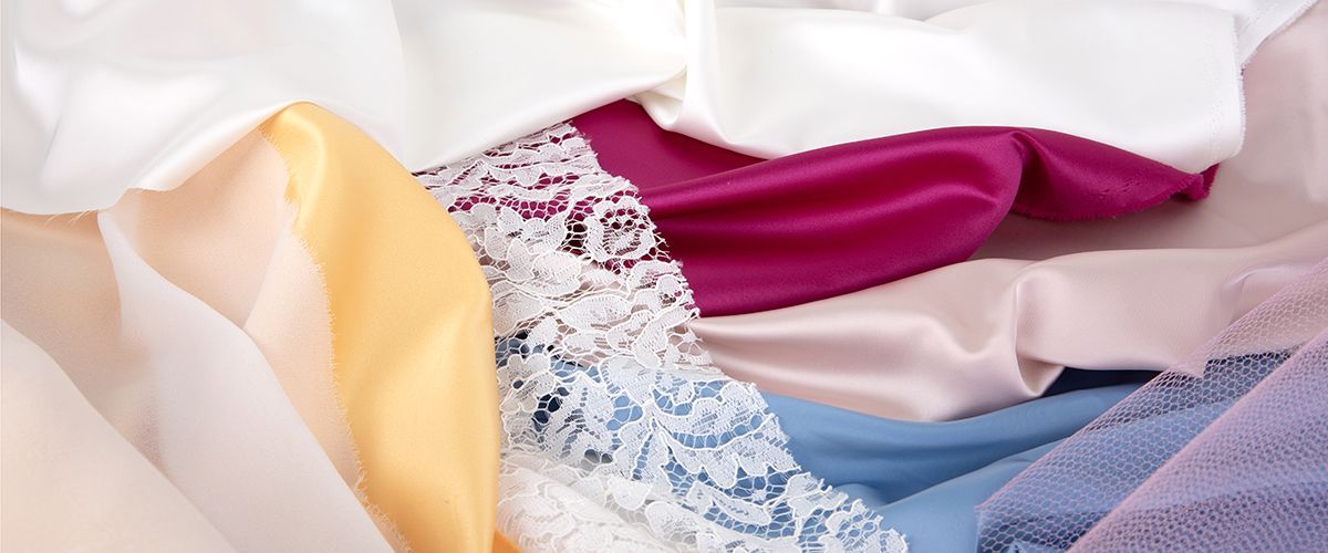 GUIDE COUTURE :  Tout savoir sur les tissus de soirée | Mariage & bals