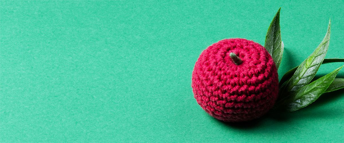 Tutoriel amigurumi : Techniques faciles pour crocheter une pomme en coton